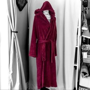 Bath & Body Works | Cranberry Plush Robe w/ Hood